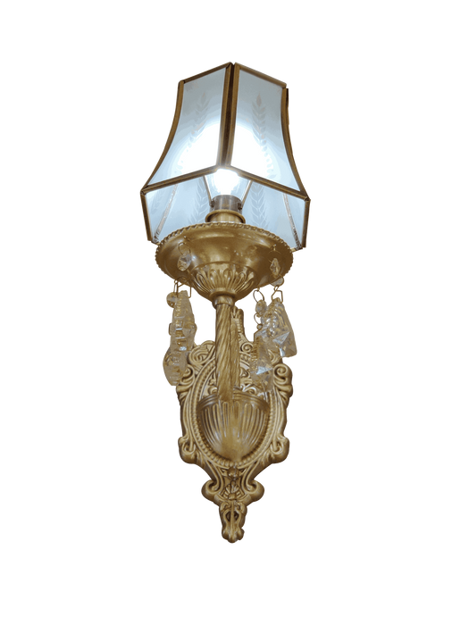 Antique Gold Wall Light For Décor