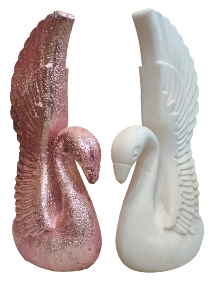 Plastic Swan For Decor